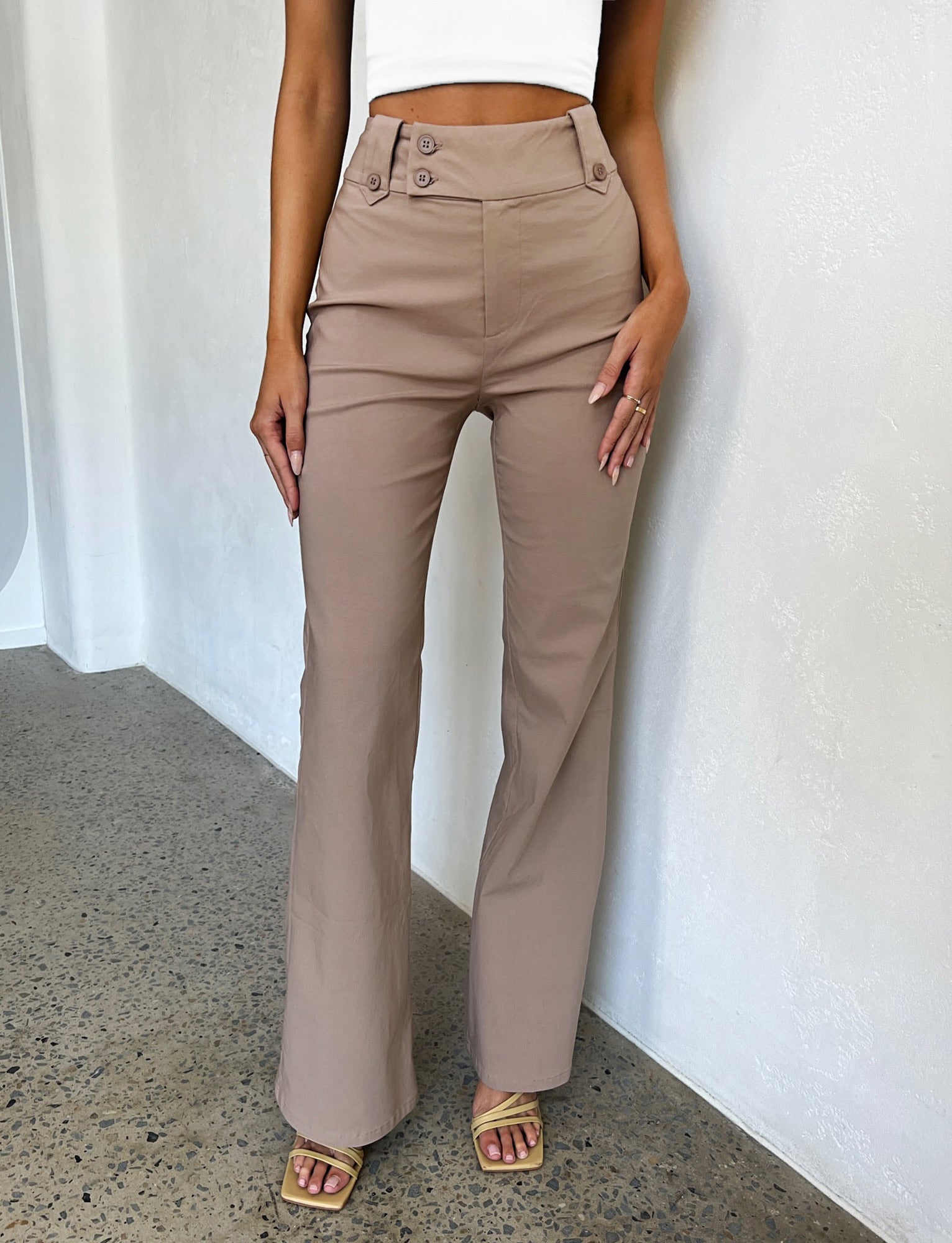 KITTIE HIGH RISE PANT - BEIGE : TAN - Image 3