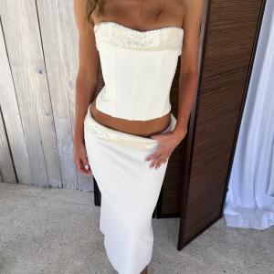 CHARLYZE BUSTIER - CREAM