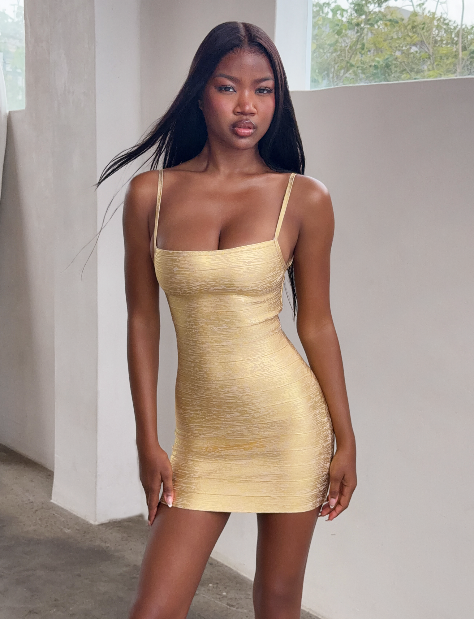 MIDORI METALLIC BANDAGE DRESS - GOLD - Image 4